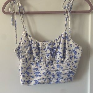 Brand New Forever 21 size small floral crop top